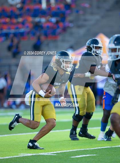 Thumbnail 3 in Columbia vs Carrollton photogallery.