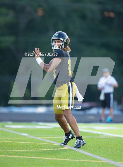 Thumbnail 2 in Columbia vs Carrollton photogallery.