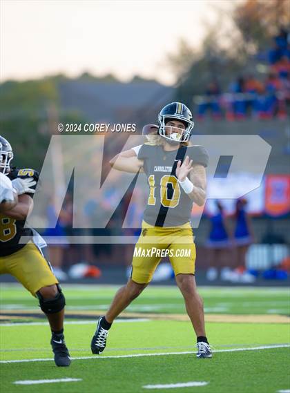 Thumbnail 3 in Columbia vs Carrollton photogallery.