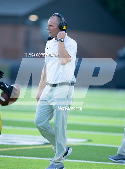 Thumbnail 3 in Columbia vs Carrollton photogallery.