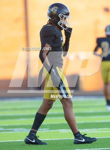 Thumbnail 2 in Columbia vs Carrollton photogallery.