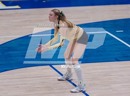 Thumbnail 3 in Roncalli vs. Cathedral (IHSAA 3A Regional Championship) photogallery.