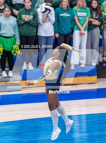 Thumbnail 1 in Roncalli vs. Cathedral (IHSAA 3A Regional Championship) photogallery.