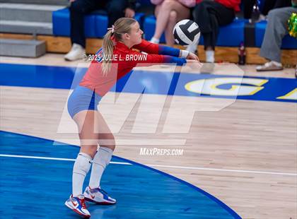 Thumbnail 1 in Roncalli vs. Cathedral (IHSAA 3A Regional Championship) photogallery.