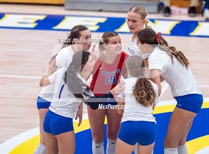 Thumbnail 1 in Roncalli vs. Cathedral (IHSAA 3A Regional Championship) photogallery.
