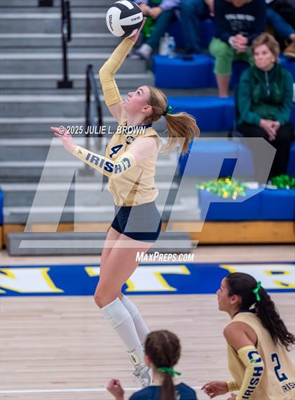 Thumbnail 1 in Roncalli vs. Cathedral (IHSAA 3A Regional Championship) photogallery.