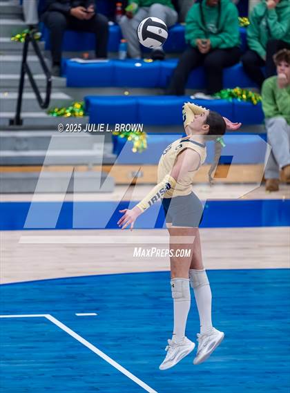 Thumbnail 2 in Roncalli vs. Cathedral (IHSAA 3A Regional Championship) photogallery.