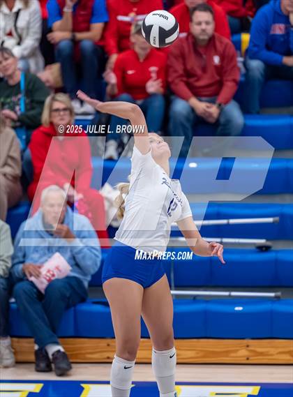 Thumbnail 3 in Roncalli vs. Cathedral (IHSAA 3A Regional Championship) photogallery.
