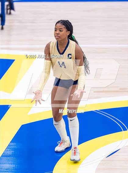 Thumbnail 3 in Roncalli vs. Cathedral (IHSAA 3A Regional Championship) photogallery.