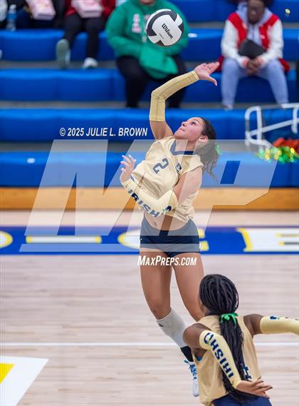 Thumbnail 3 in Roncalli vs. Cathedral (IHSAA 3A Regional Championship) photogallery.