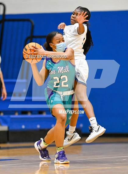 Thumbnail 2 in Hickory Ridge vs. Cox Mill photogallery.