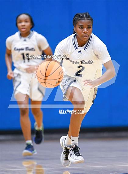 Thumbnail 2 in Hickory Ridge vs. Cox Mill photogallery.
