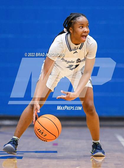 Thumbnail 1 in Hickory Ridge vs. Cox Mill photogallery.