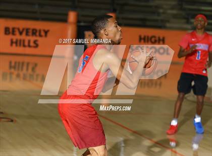 Thumbnail 2 in George Washington Prep vs Dorsey (77th Annual Beverly Hills Tournament)  photogallery.