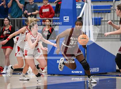 Thumbnail 2 in  Vilonia vs Benton (AAA 5A State Playoff 1st round) photogallery.