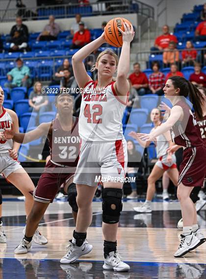Thumbnail 3 in  Vilonia vs Benton (AAA 5A State Playoff 1st round) photogallery.