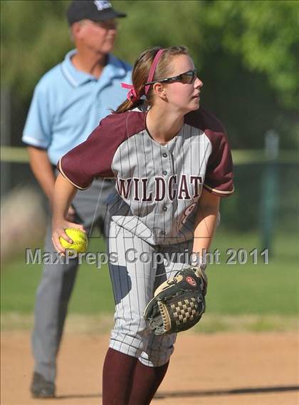 Thumbnail 3 in Rodriguez vs. Whitney (CIF SJS D3 Final) photogallery.