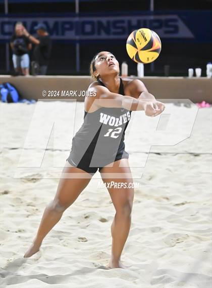 Thumbnail 1 in Canyon View vs. Desert Mountain (AIA DI Pairs Round 1 Playoff) photogallery.