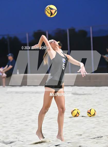 Thumbnail 1 in Canyon View vs. Desert Mountain (AIA DI Pairs Round 1 Playoff) photogallery.