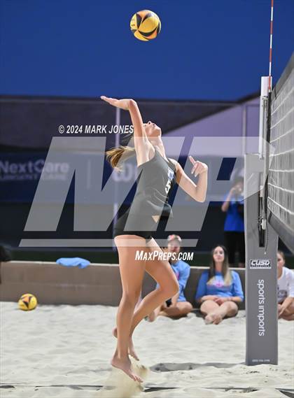 Thumbnail 3 in Canyon View vs. Desert Mountain (AIA DI Pairs Round 1 Playoff) photogallery.