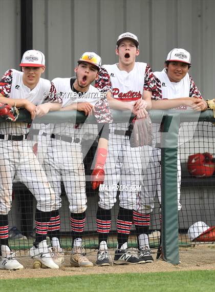 Thumbnail 3 in Era vs North Hopkins (Lindsay Tournament) photogallery.