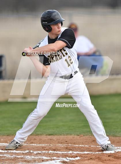 Thumbnail 1 in Era vs North Hopkins (Lindsay Tournament) photogallery.