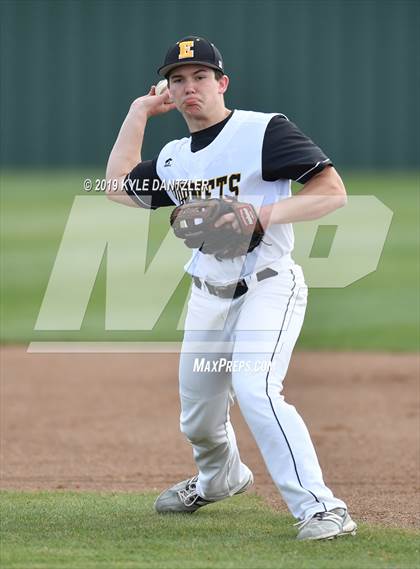 Thumbnail 2 in Era vs North Hopkins (Lindsay Tournament) photogallery.