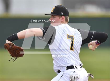 Thumbnail 3 in Era vs North Hopkins (Lindsay Tournament) photogallery.