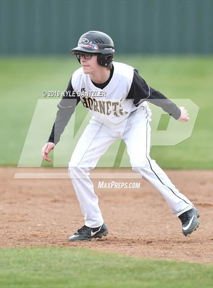 Thumbnail 2 in Era vs North Hopkins (Lindsay Tournament) photogallery.