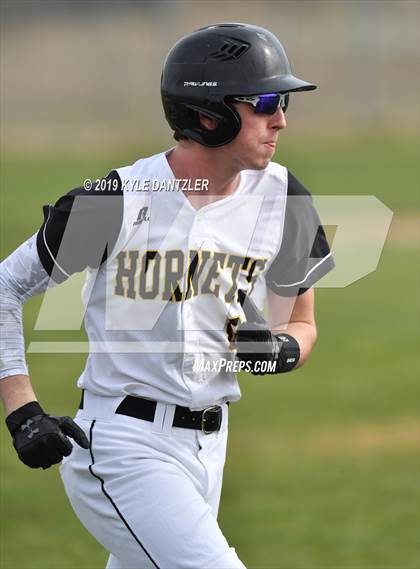 Thumbnail 2 in Era vs North Hopkins (Lindsay Tournament) photogallery.