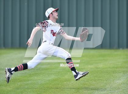 Thumbnail 2 in Era vs North Hopkins (Lindsay Tournament) photogallery.