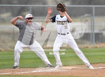 Thumbnail 3 in Era vs North Hopkins (Lindsay Tournament) photogallery.