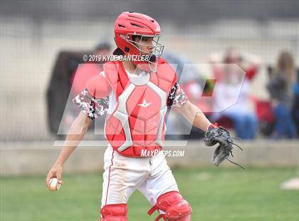 Thumbnail 3 in Era vs North Hopkins (Lindsay Tournament) photogallery.