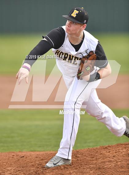 Thumbnail 3 in Era vs North Hopkins (Lindsay Tournament) photogallery.