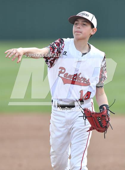 Thumbnail 3 in Era vs North Hopkins (Lindsay Tournament) photogallery.