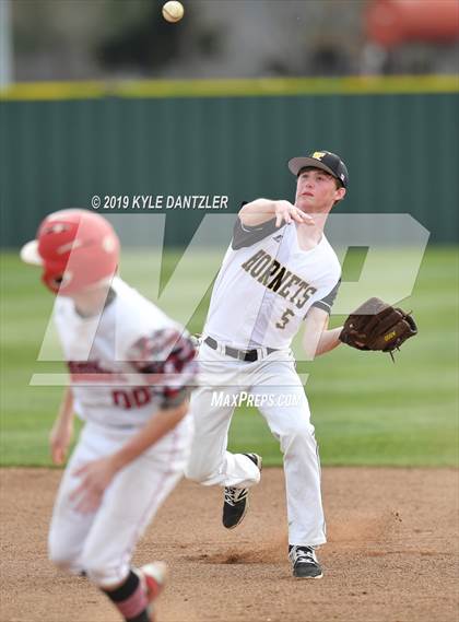 Thumbnail 2 in Era vs North Hopkins (Lindsay Tournament) photogallery.