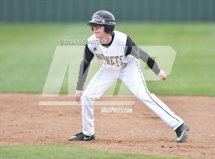 Thumbnail 1 in Era vs North Hopkins (Lindsay Tournament) photogallery.