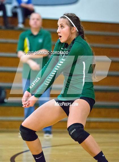 Thumbnail 3 in Manteca vs. Placer (CIF SJS D3 Playoff) photogallery.