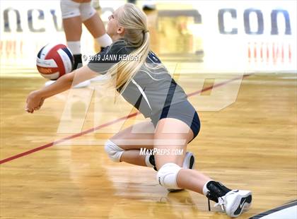Thumbnail 3 in Foothill @ Coronado photogallery.