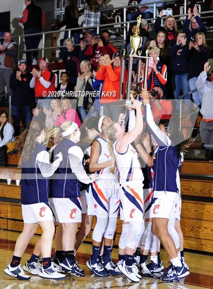 Thumbnail 1 in Carterville vs Benton (Rangerette Christmas Classic) photogallery.