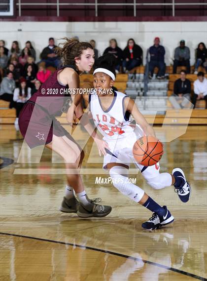 Thumbnail 1 in Carterville vs Benton (Rangerette Christmas Classic) photogallery.