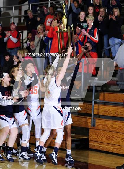 Thumbnail 2 in Carterville vs Benton (Rangerette Christmas Classic) photogallery.