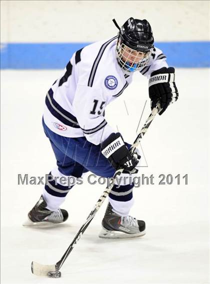 Thumbnail 2 in Windsor/East Granby/Avon vs. Staples/Weston/Shelton (CIAC Division 3 Semifinal) photogallery.