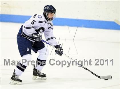 Thumbnail 1 in Windsor/East Granby/Avon vs. Staples/Weston/Shelton (CIAC Division 3 Semifinal) photogallery.