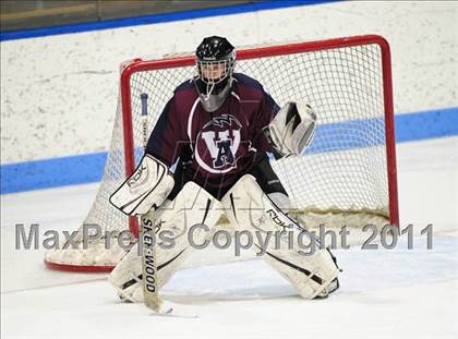 Thumbnail 3 in Windsor/East Granby/Avon vs. Staples/Weston/Shelton (CIAC Division 3 Semifinal) photogallery.