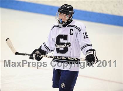 Thumbnail 1 in Windsor/East Granby/Avon vs. Staples/Weston/Shelton (CIAC Division 3 Semifinal) photogallery.