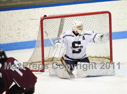 Thumbnail 3 in Windsor/East Granby/Avon vs. Staples/Weston/Shelton (CIAC Division 3 Semifinal) photogallery.