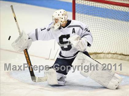 Thumbnail 3 in Windsor/East Granby/Avon vs. Staples/Weston/Shelton (CIAC Division 3 Semifinal) photogallery.