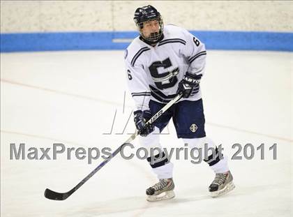 Thumbnail 3 in Windsor/East Granby/Avon vs. Staples/Weston/Shelton (CIAC Division 3 Semifinal) photogallery.