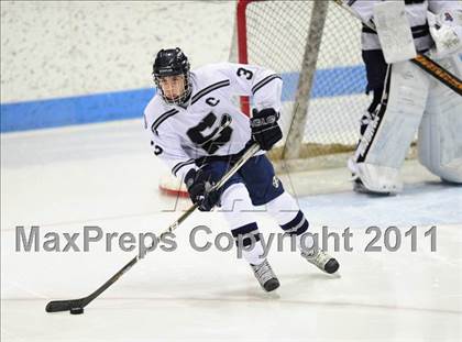 Thumbnail 3 in Windsor/East Granby/Avon vs. Staples/Weston/Shelton (CIAC Division 3 Semifinal) photogallery.